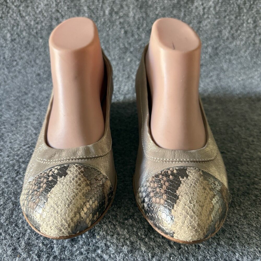 AGL Attilio Giusti Leombruni Snake Print Cap Toe Flats Beige Brown 38.5 M